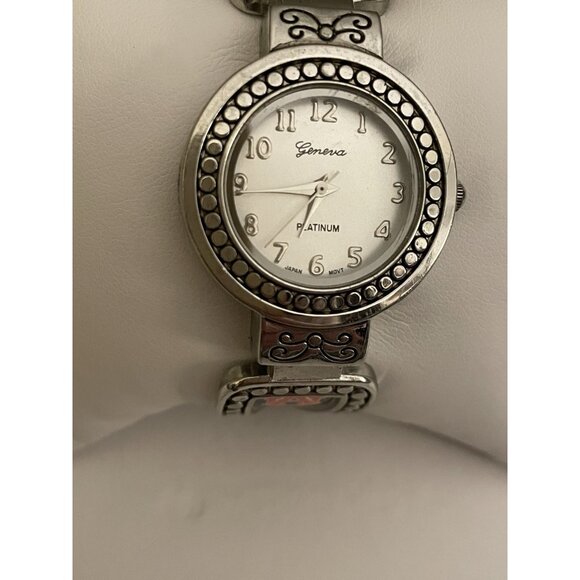Auburn University Watch Women\'s Watch AU College Bracelet Watch By Geneva main image 8